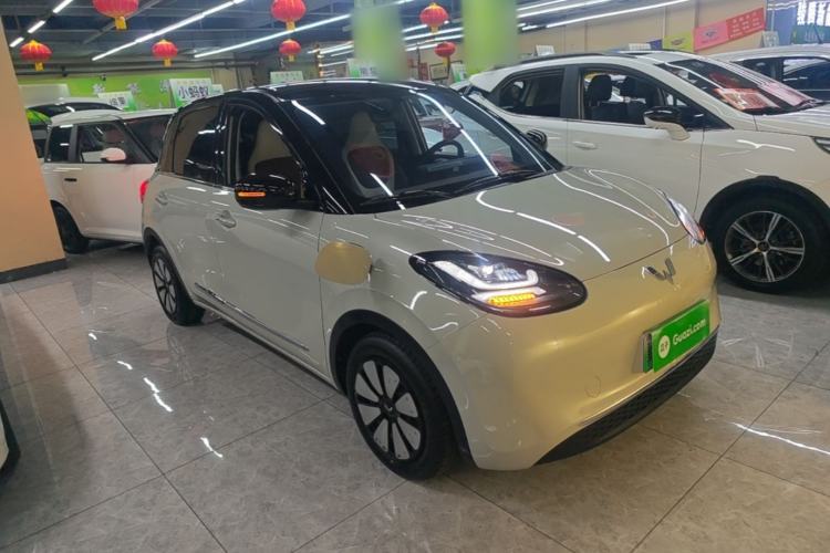 Used Wuling Bingo 2024 333 km Enjoyment Version Front Right 45 Deg