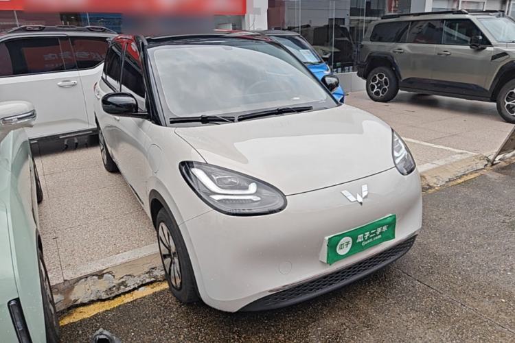 Used Wuling Bingo 2024 333 km Lingxi Connected Version Front Right 45 Deg