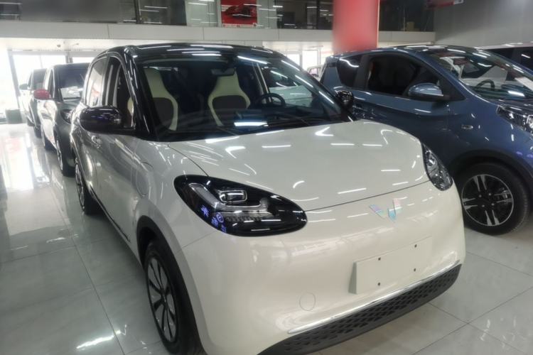 Used Wuling Bingo 2024 333 km Enjoyment Version Front Right 45 Deg