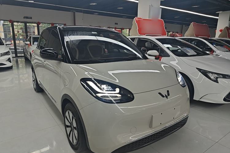 Used Wuling Bingo 2024 333 km Lingxi Connected Version Front Right 45 Deg