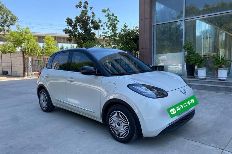 Used Wuling Bingo 2024 333 km Enjoyment Version Front Right 45 Deg