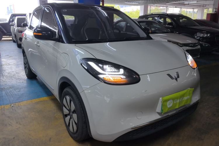 Used Wuling Bingo 2024 333 km Enjoyment Version Front Right 45 Deg