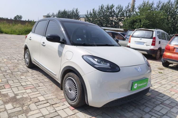 Used Wuling Bingo 2024 333 km Enjoyment Version Front Right 45 Deg