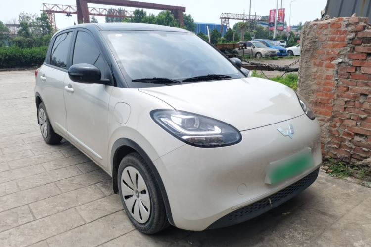 Used Wuling Bingo 2024 203km Light Edition Front Right 45 Deg