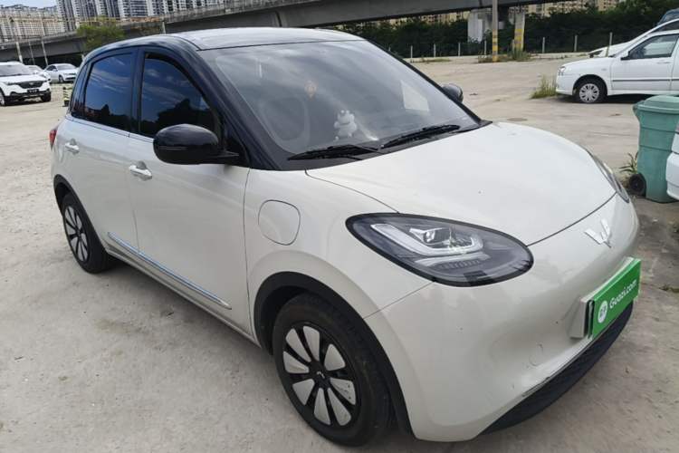 Used Wuling Bingo 2024 333 km Enjoyment Version Front Right 45 Deg