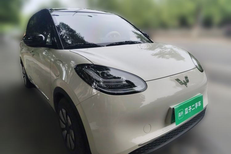 Used Wuling Bingo 2024 333 km Enjoyment Version Front Right 45 Deg