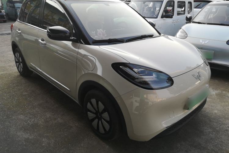 Used Wuling Bingo 2024 333 km Lingxi Connected Version Front Right 45 Deg