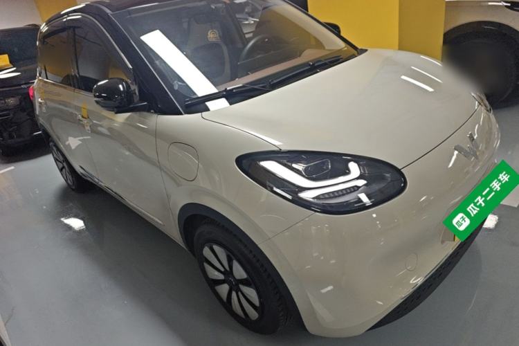 Used Wuling Bingo 2024 333 km Lingxi Connected Version Front Right 45 Deg