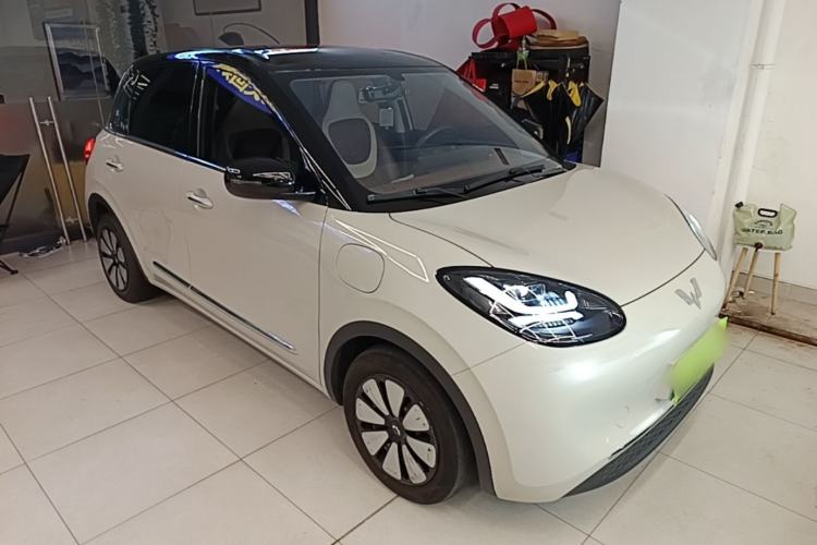 Used Wuling Bingo 2024 333 km Lingxi Connected Version Front Right 45 Deg