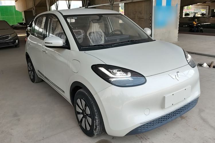 Used Wuling Bingo 2024 333 km Enjoyment Version Front Right 45 Deg