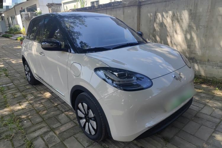 Used Wuling Bingo 2024 333 km Enjoyment Version Front Right 45 Deg