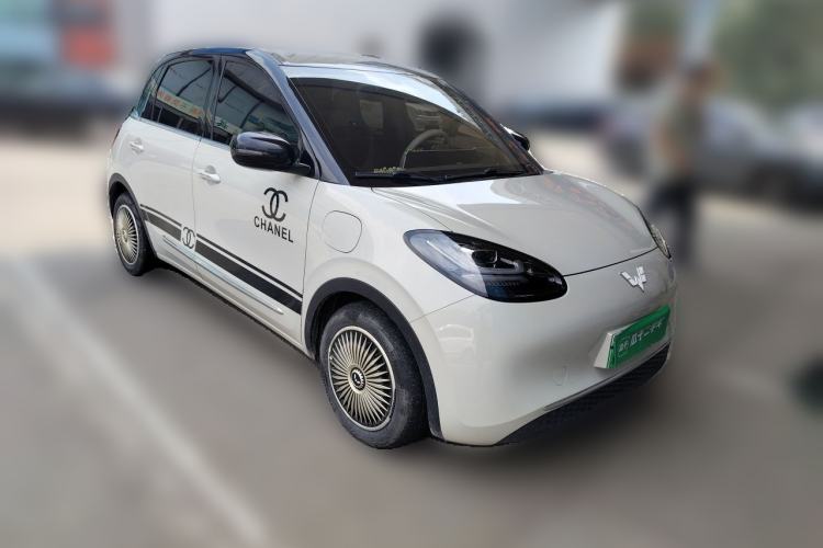 Used Wuling Bingo 2024 333 km Lingxi Connected Version Front Right 45 Deg