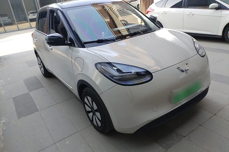Used Wuling Bingo 2024 333 km Lingxi Connected Version Front Right 45 Deg