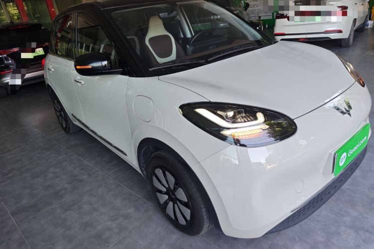 Used Wuling Bingo 2024 333 km Enjoyment Version Front Right 45 Deg