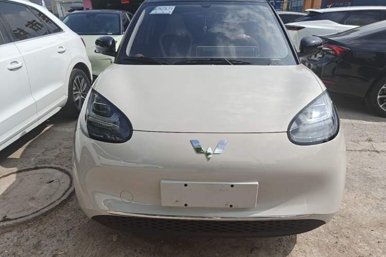 Used Wuling Bingo 2024 333 km Enjoyment Version Front