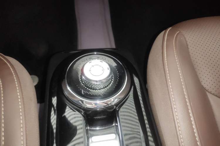 Used Wuling Bingo 2024 333 km Enjoyment Version Gear Lever