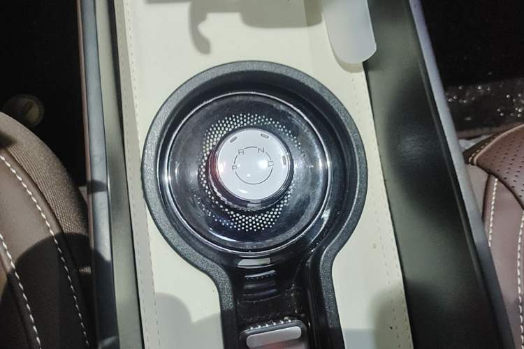 Used Wuling Bingo 2024 333 km Enjoyment Version Gear Lever