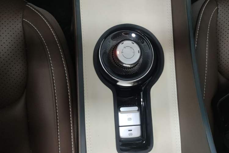 Used Wuling Bingo 2024 333 km Enjoyment Version Gear Lever