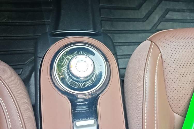 Used Wuling Bingo 2024 333 km Enjoyment Version Gear Lever