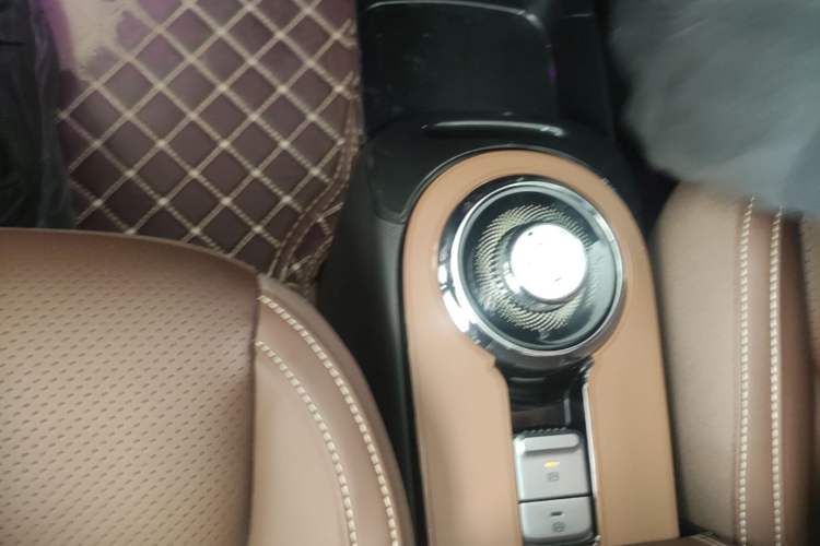 Used Wuling Bingo 2024 333 km Enjoyment Version Gear Lever