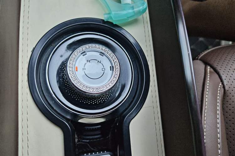 Used Wuling Bingo 2024 333 km Enjoyment Version Gear Lever