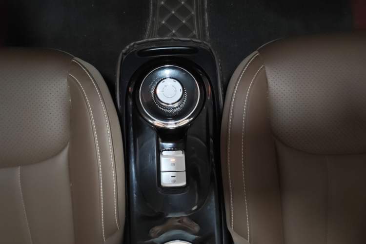 Used Wuling Bingo 2024 333 km Enjoyment Version Gear Lever