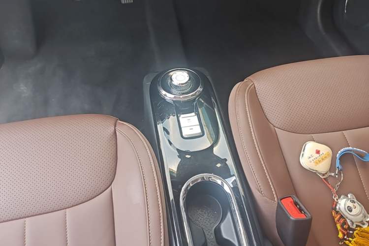 Used Wuling Bingo 2024 333 km Enjoyment Version Gear Lever
