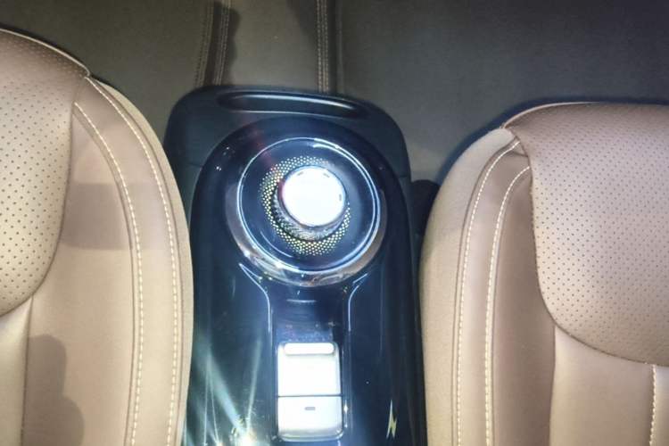 Used Wuling Bingo 2024 333 km Enjoyment Version Gear Lever