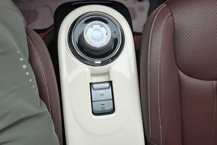Used Wuling Bingo 2024 333 km Enjoyment Version Gear Lever