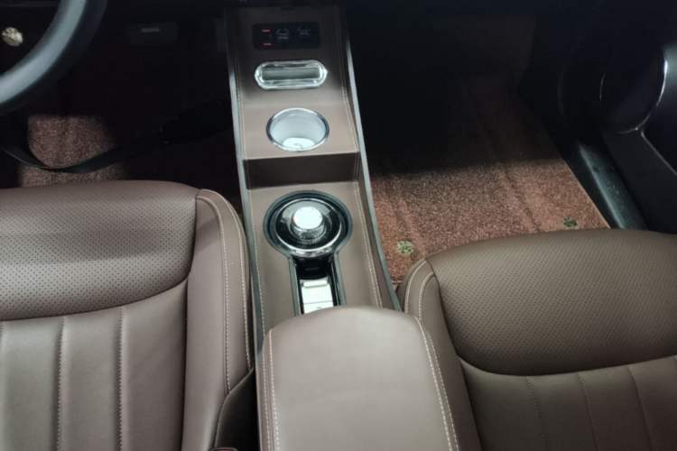 Used Wuling Bingo 2024 333 km Lingxi Connected Version Gear Lever