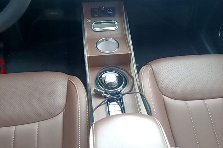 Used Wuling Bingo 2024 333 km Lingxi Connected Version Gear Lever