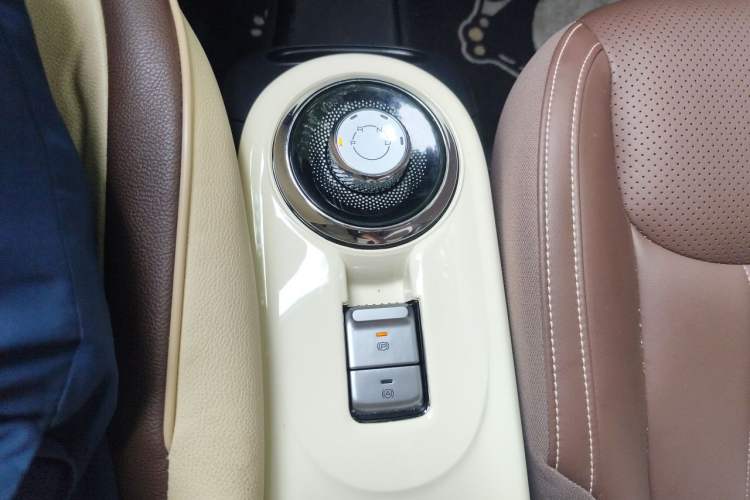 Used Wuling Bingo 2024 333 km Enjoyment Version Gear Lever