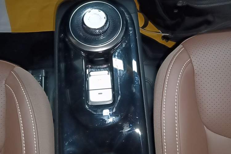 Used Wuling Bingo 2024 333 km Enjoyment Version Gear Lever
