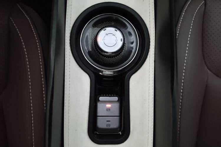 Used Wuling Bingo 2024 333 km Enjoyment Version Gear Lever
