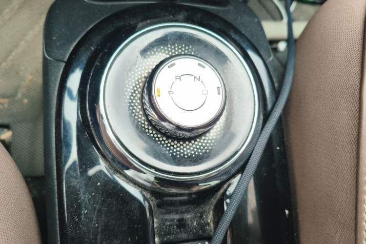 Used Wuling Bingo 2024 333 km Lingxi Connected Version Gear Lever