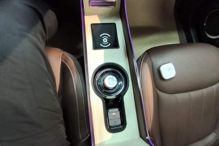 Used Wuling Bingo 2024 333 km Enjoyment Version Gear Lever