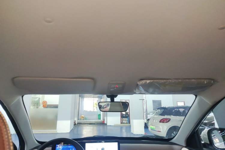 Used Wuling Bingo 2024 333 km Enjoyment Version Headliner