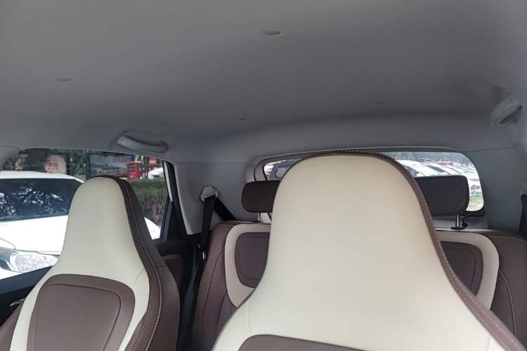 Used Wuling Bingo 2024 333 km Enjoyment Version Headliner
