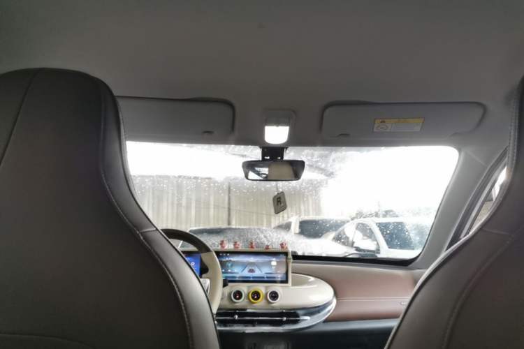 Used Wuling Bingo 2024 333 km Enjoyment Version Headliner
