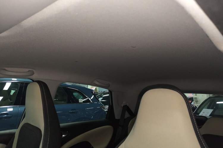 Used Wuling Bingo 2024 203km Light Edition Headliner