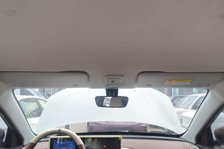 Used Wuling Bingo 2024 333 km Enjoyment Version Headliner