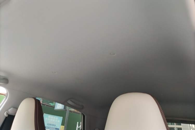 Used Wuling Bingo 2024 333 km Enjoyment Version Headliner