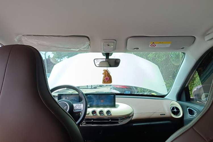Used Wuling Bingo 2024 333 km Enjoyment Version Headliner