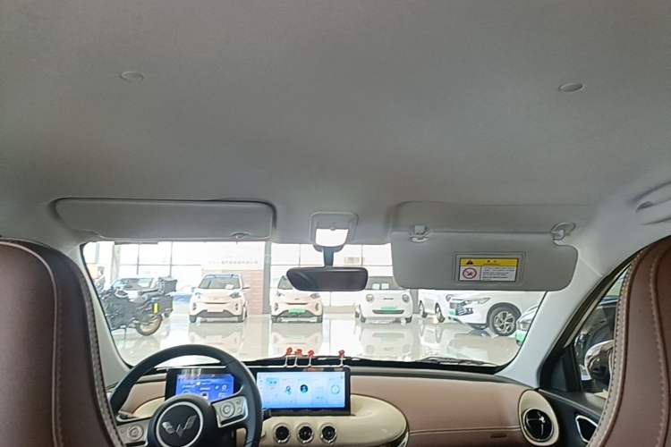 Used Wuling Bingo 2024 333 km Enjoyment Version Headliner