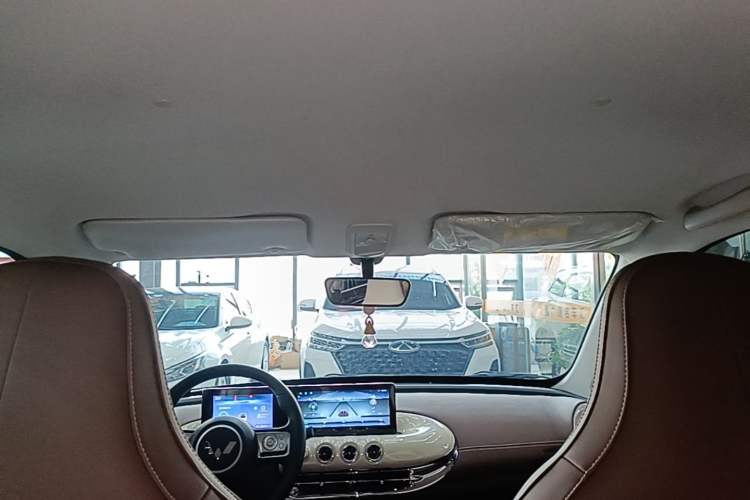 Used Wuling Bingo 2024 333 km Enjoyment Version Headliner