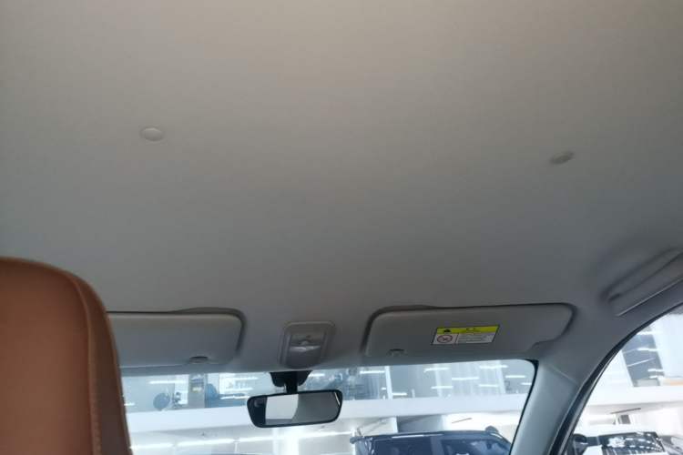 Used Wuling Bingo 2024 333 km Enjoyment Version Headliner