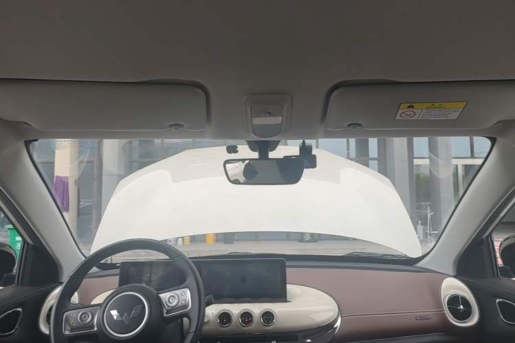 Used Wuling Bingo 2024 333 km Enjoyment Version Headliner