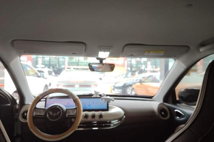 Used Wuling Bingo 2024 333 km Lingxi Connected Version Headliner