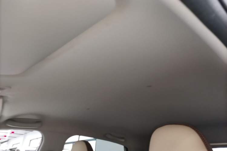 Used Wuling Bingo 2024 333 km Enjoyment Version Headliner