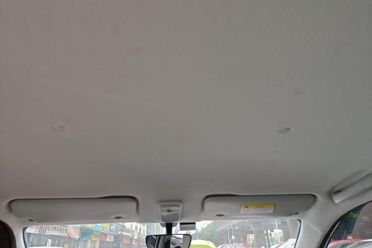 Used Wuling Bingo 2024 333 km Enjoyment Version Headliner